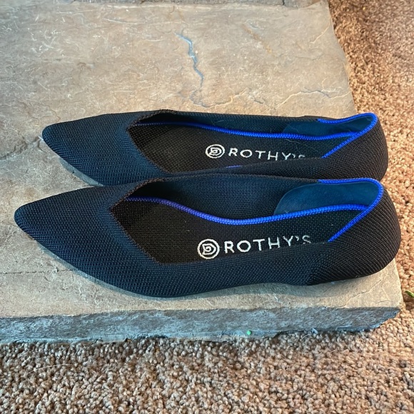 🤩Rothy’s The Point🤩 - Picture 3 of 8